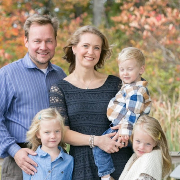 Meet your Posher, Christine - Picture 1 of 1